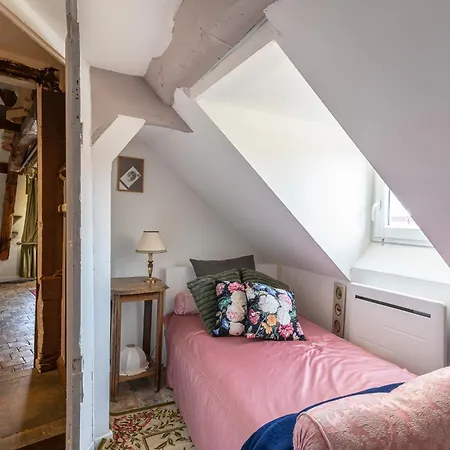 Apartment Maison Jongkind - Garage Prive 100 M - Selection Journee Du Patrimoine 2023 *